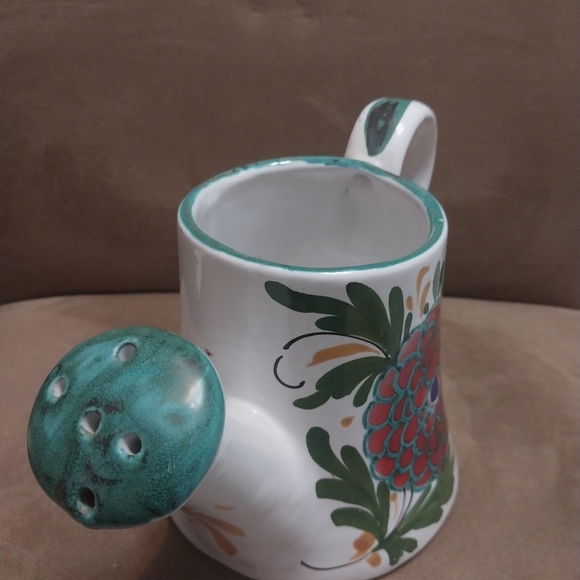 Italian handpainted watering pot - Picture 3 of 4